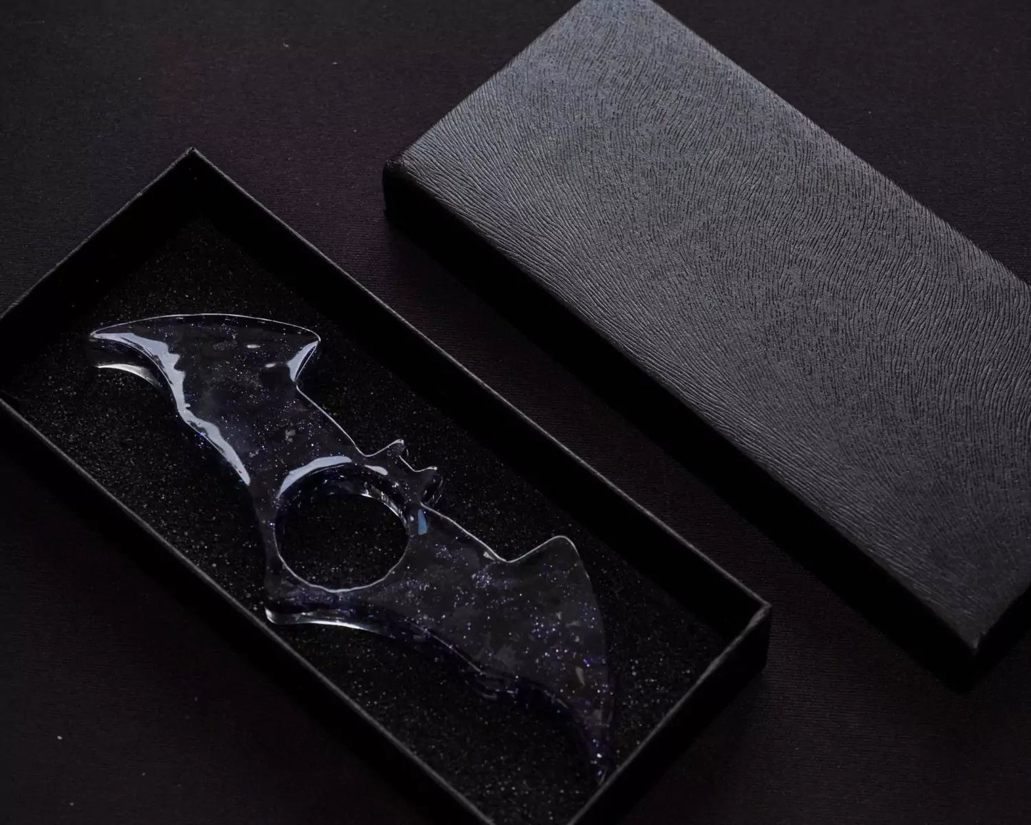 Bat Book Thumb Holder