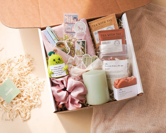 Cozy Reading Gifts Every Book Lover Will Actually Use