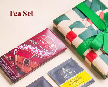 Holiday Blind Date with A Book (Limited Edition)