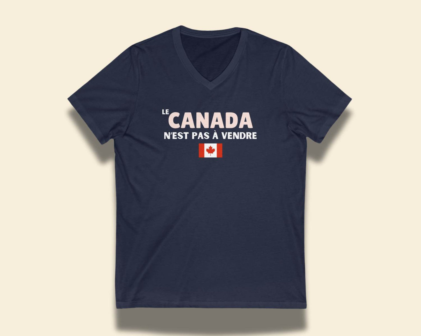 Le Canada n'est pas à vendre Vneck Tee